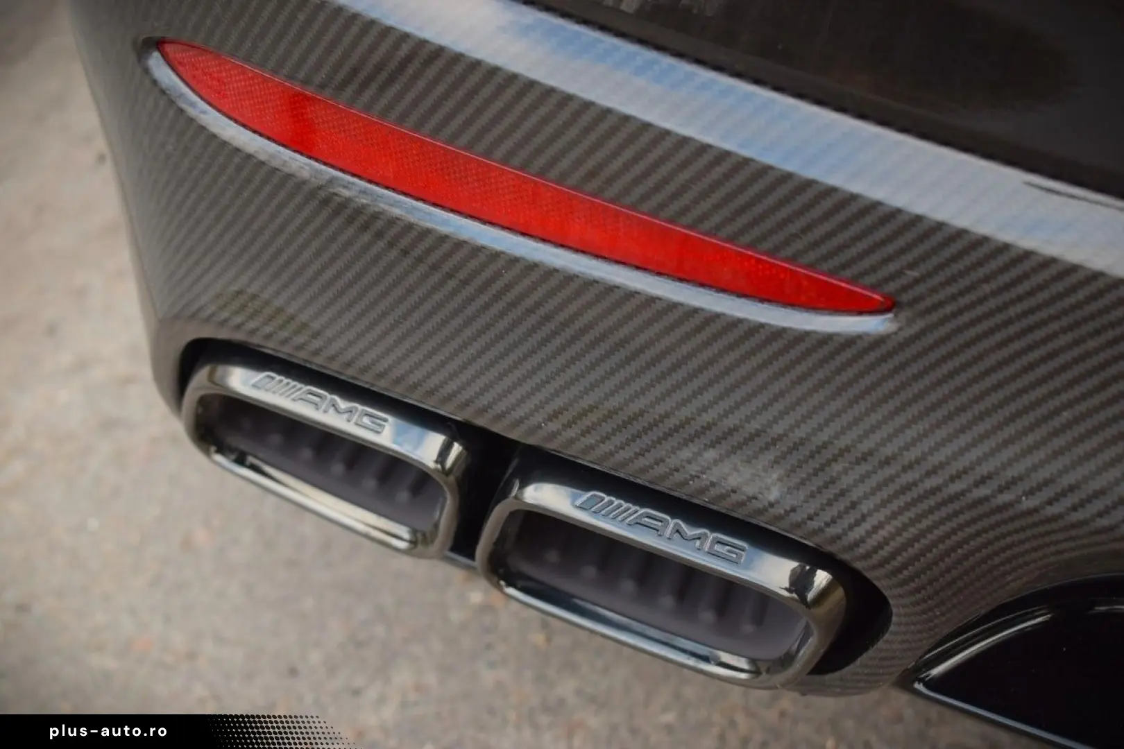 MERCEDES-BENZ 63 4MATIC  Coupé Premium Carbon Memory