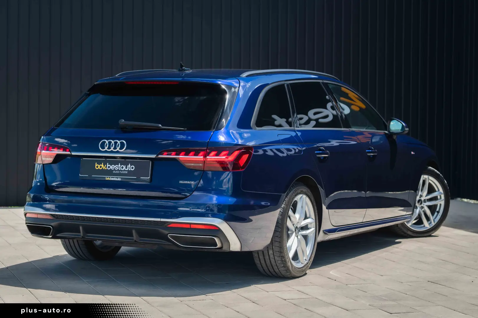 Audi A4 Avant 40 TDI quattro S tronic S line