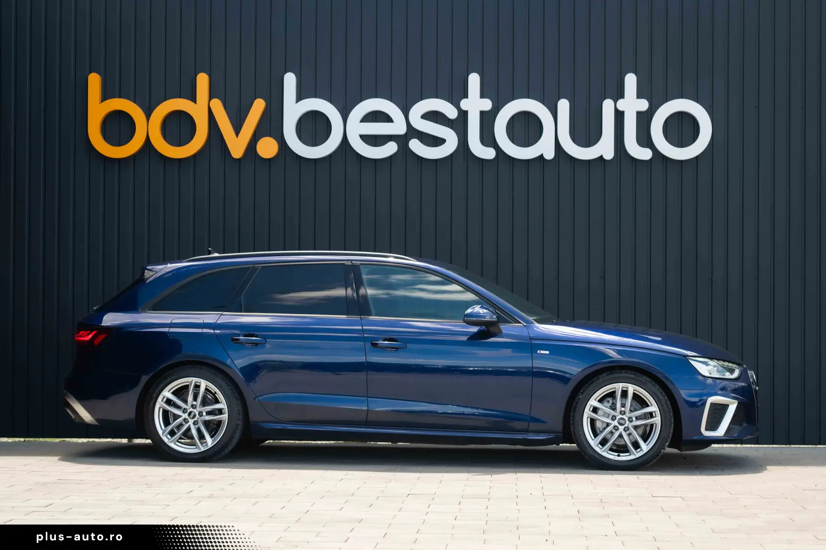 Audi A4 Avant 40 TDI quattro S tronic S line