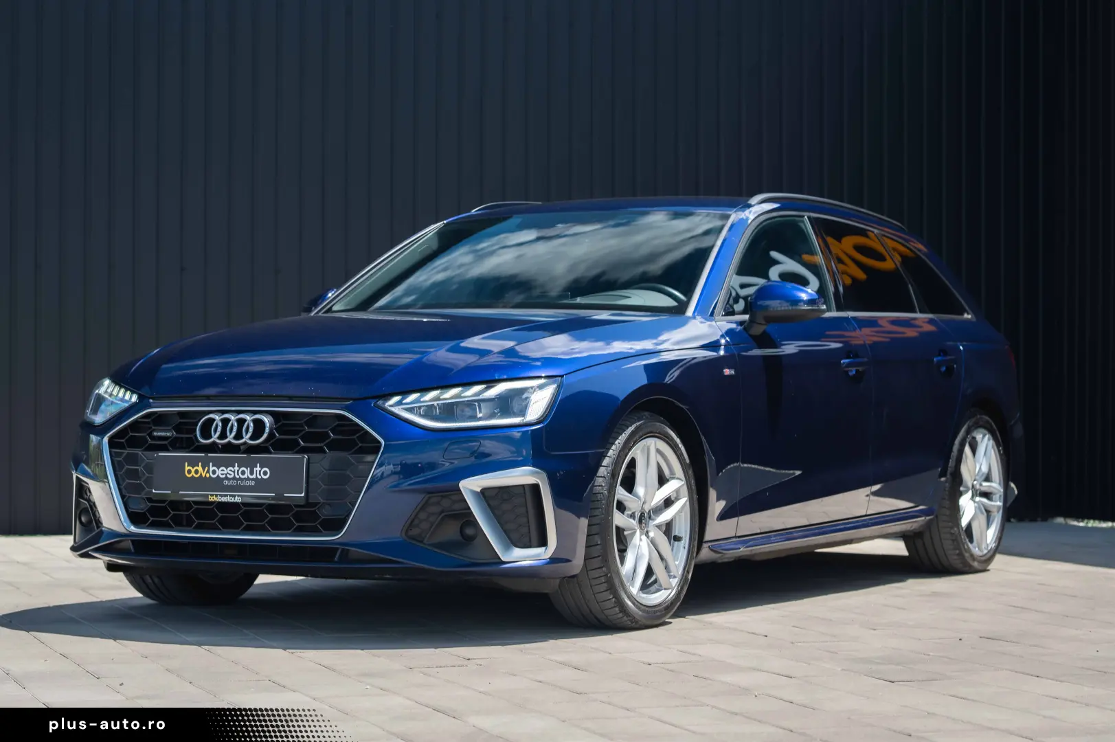 Audi A4 Avant 40 TDI quattro S tronic S line