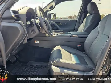 LEXUS LX 700h OVERTRIAL 3.4V6 Hybrid  - €103.900 T1
