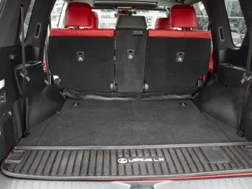 LEXUS LX 600 F SPORT