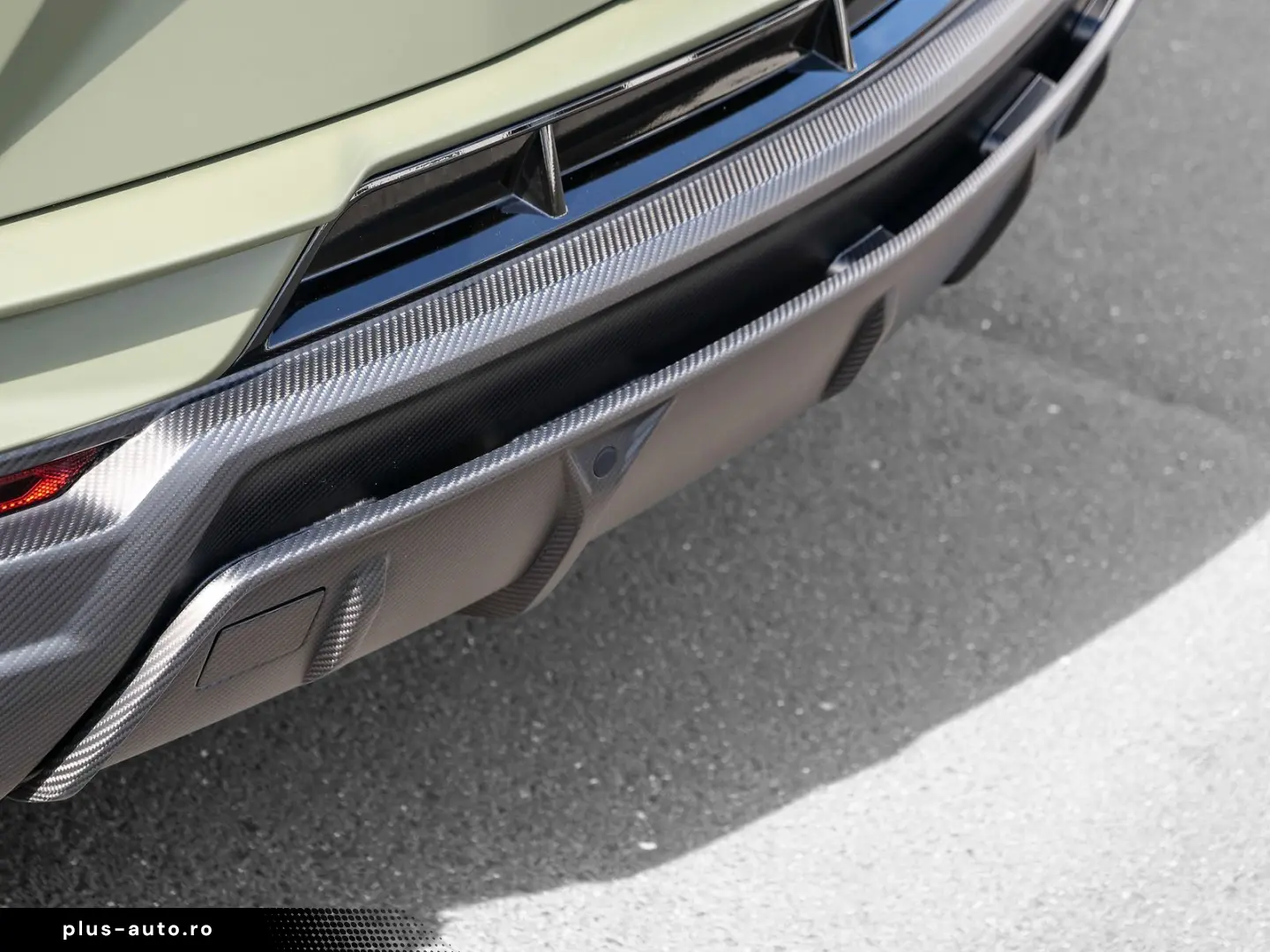 LAMBORGHINI Urus Performante Verde Turbine  Pano  B&O