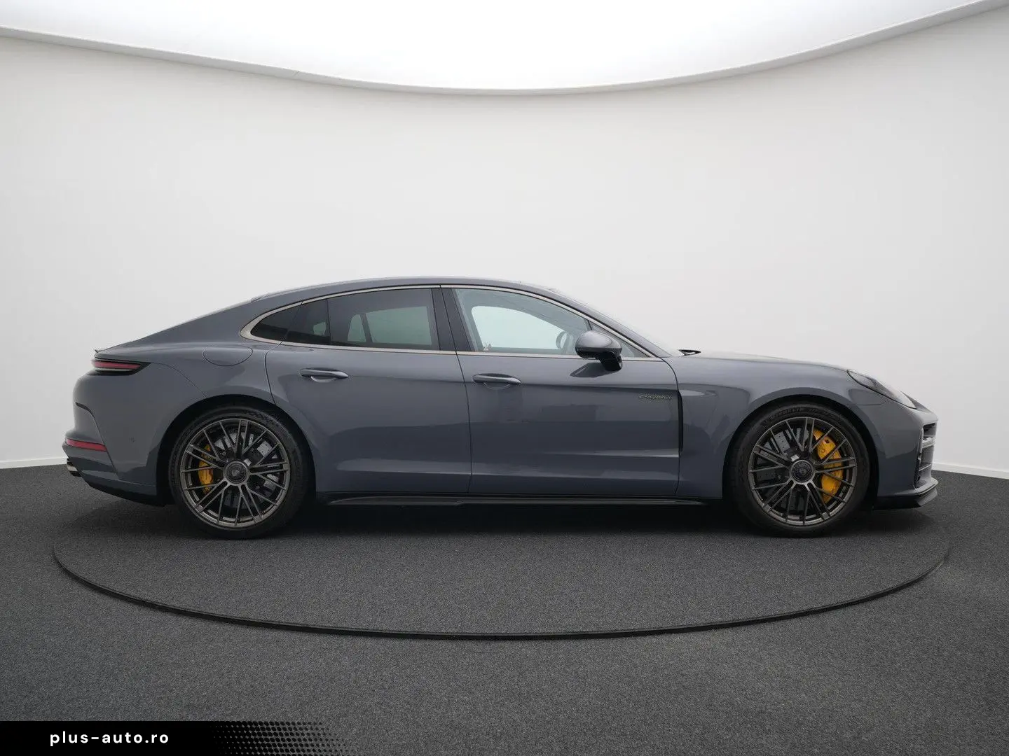 PORSCHE Panamera Turbo S E-Hybrid