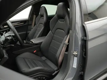 PORSCHE Panamera Turbo S E-Hybrid