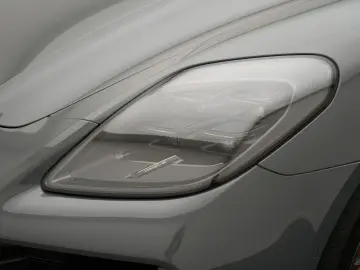 PORSCHE Panamera Turbo S E-Hybrid