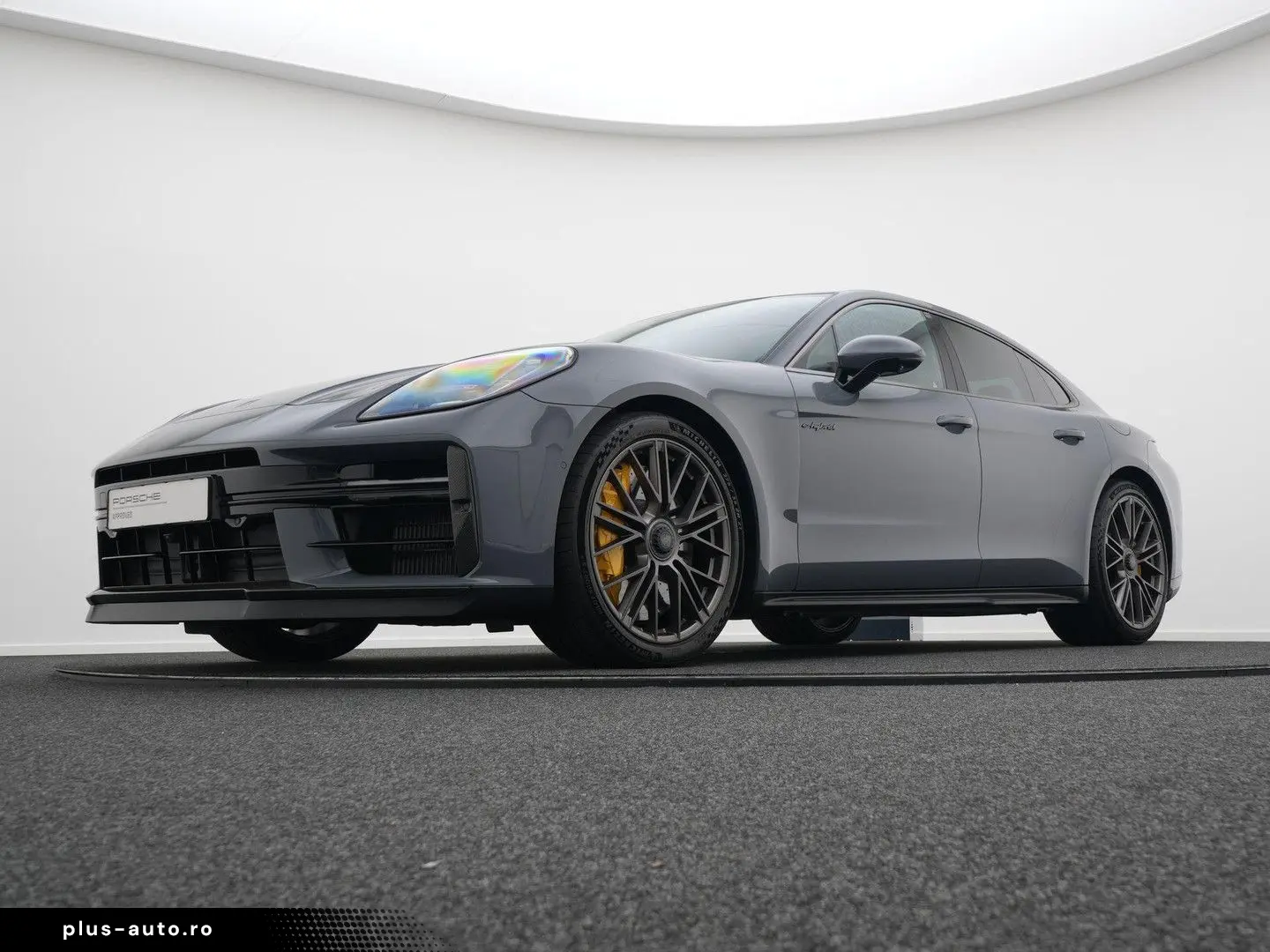 PORSCHE Panamera Turbo S E-Hybrid