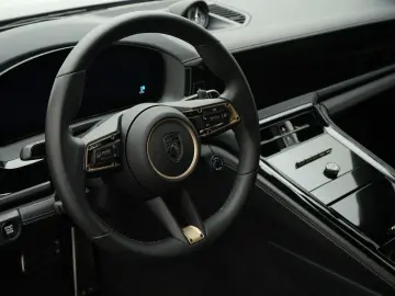 PORSCHE Panamera Turbo S E-Hybrid