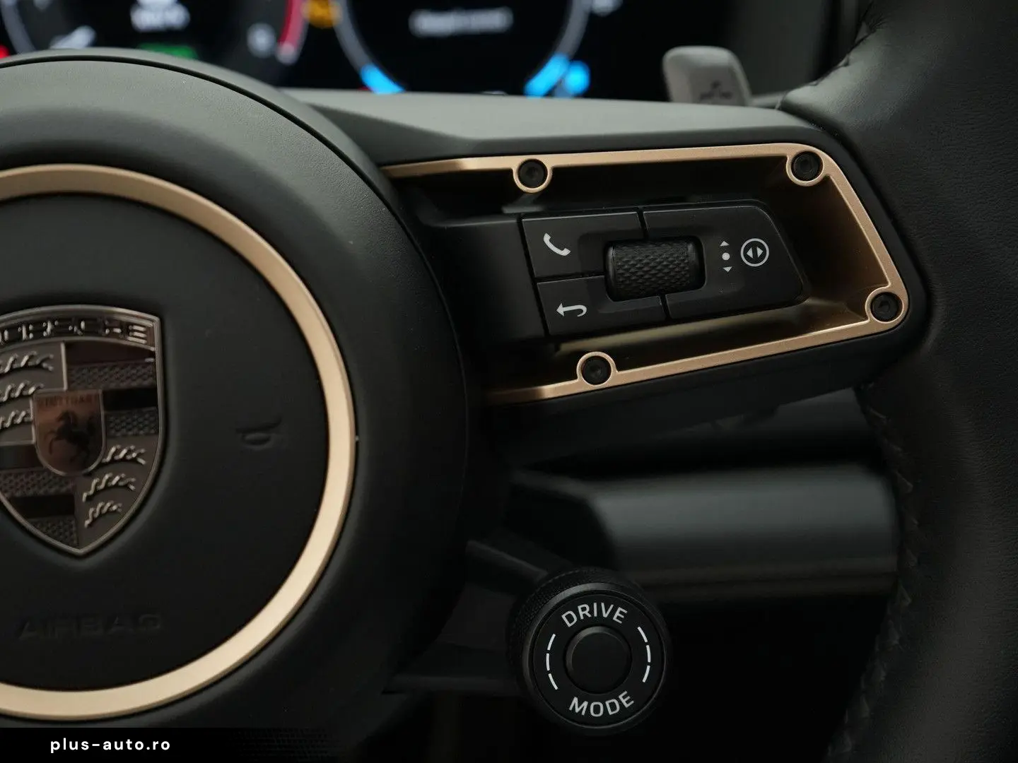 PORSCHE Panamera Turbo S E-Hybrid