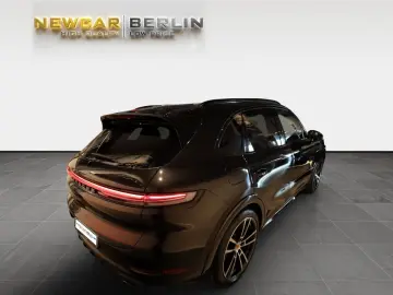 PORSCHE Cayenne E-Hybrid HA-Lenk SpDes SpAbg Luft ACC 22