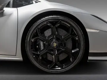LAMBORGHINI Huracán Tecnica MY2023   Grigio Artis Matte