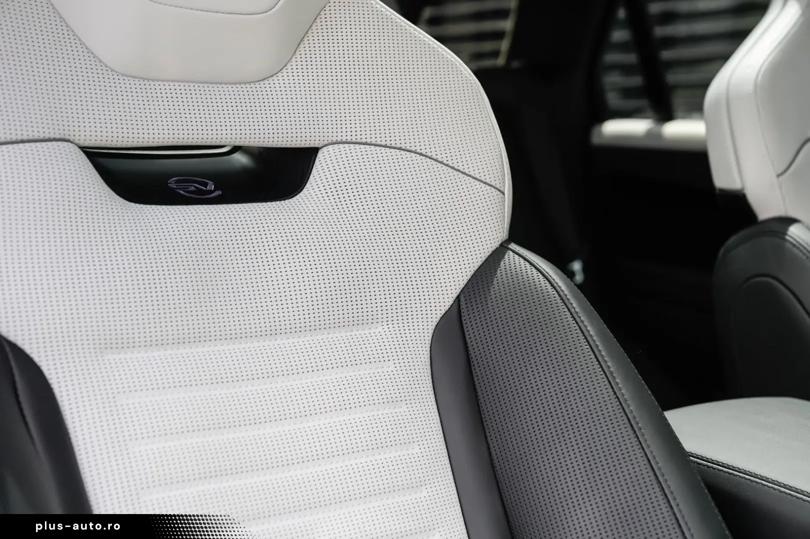 LAND ROVER Range Rover Sport SV Edition One Carbon-Package