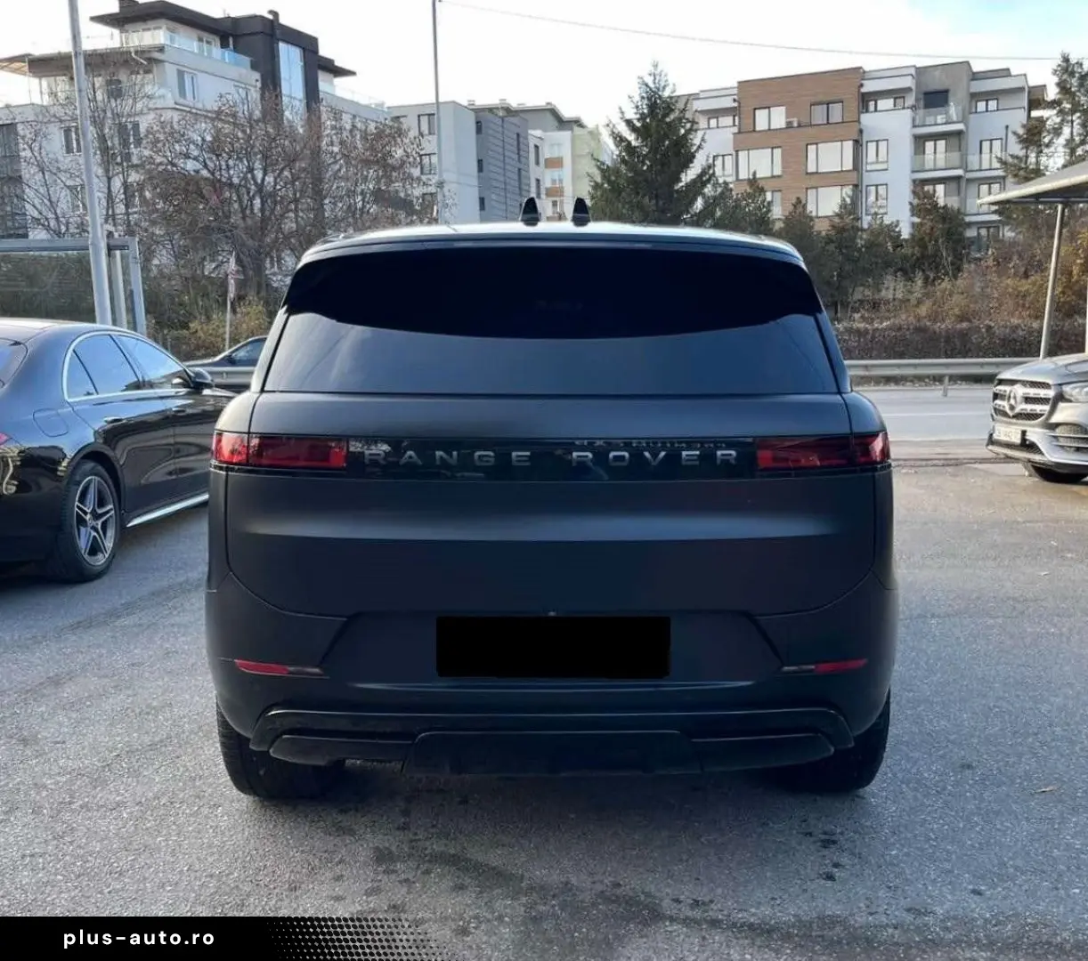 LAND ROVER Range Rover Sport First Edition