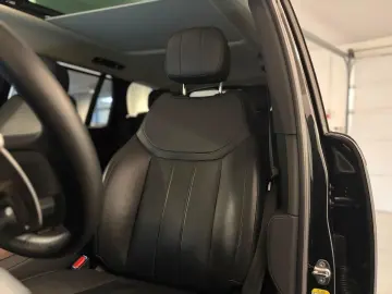 LAND ROVER Range Rover P460 LWB HSE