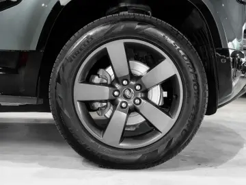 LAND ROVER Defender 110 X-Dynamic SE 360 Ht Msg