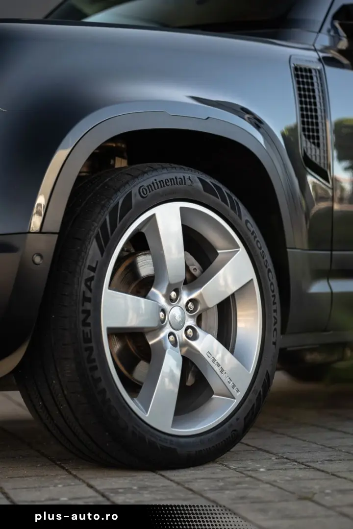 LAND ROVER Defender 3.0 D300 MHEV X 130 X