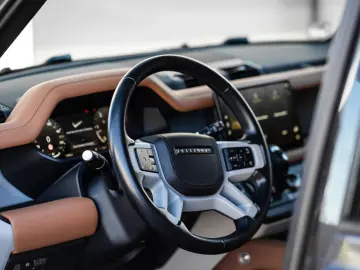 LAND ROVER Defender 3.0 D300 MHEV X 130 X