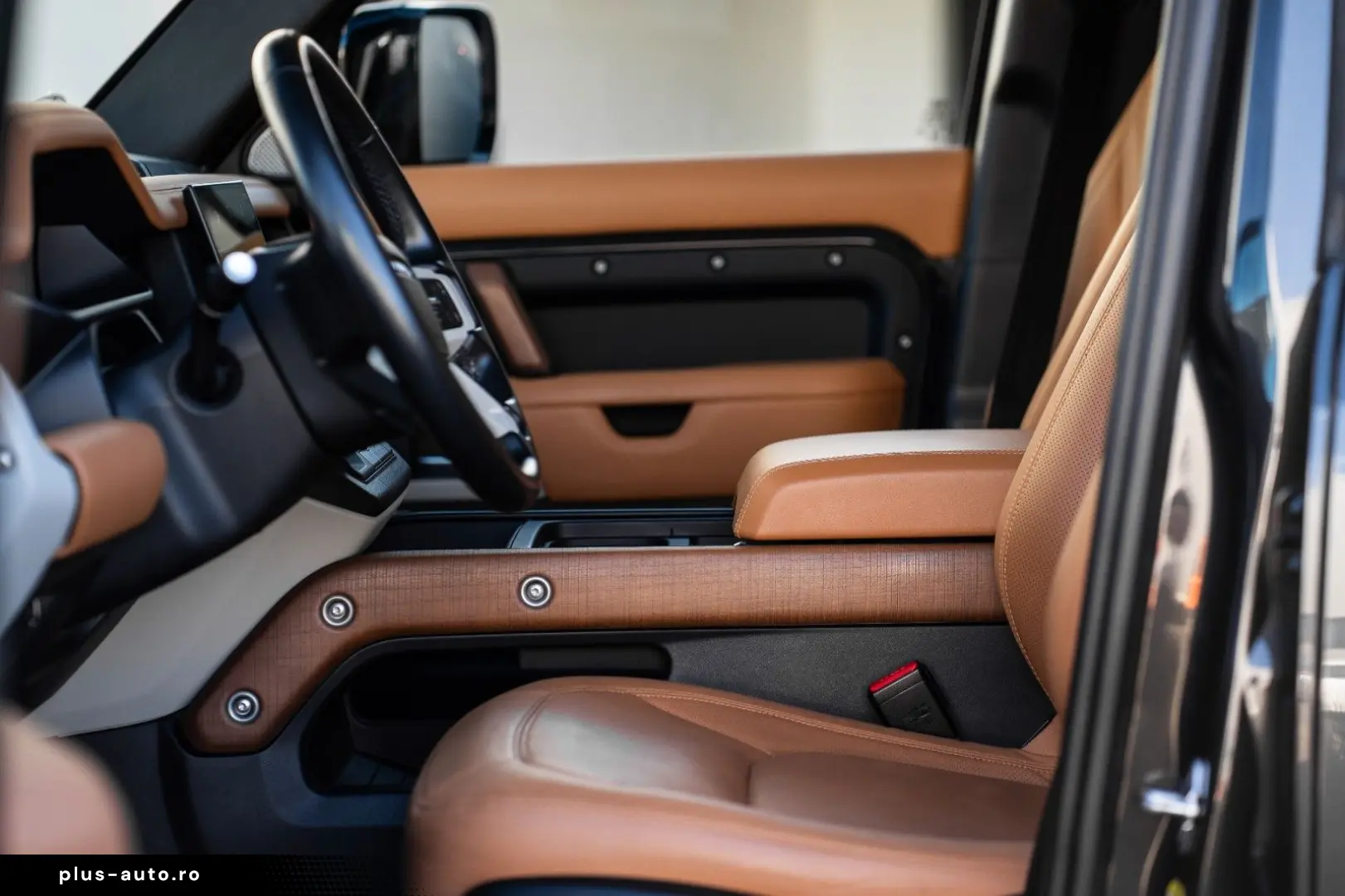 LAND ROVER Defender 3.0 D300 MHEV X 130 X
