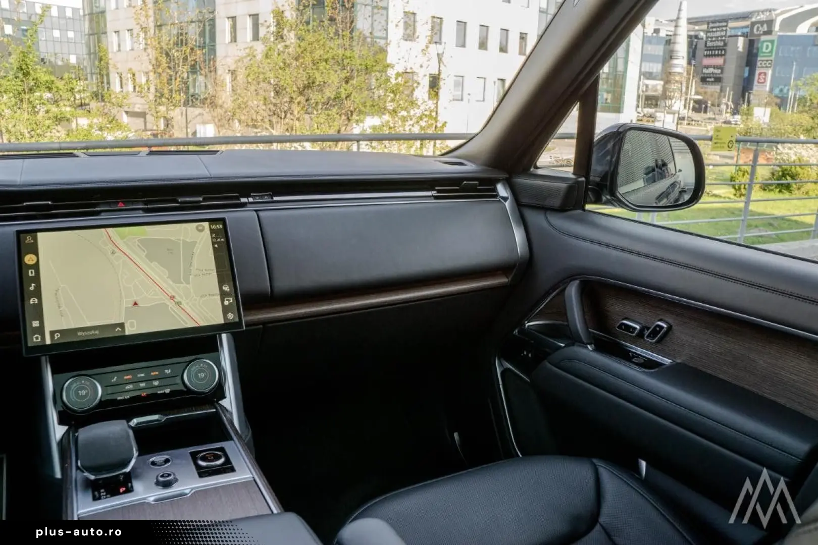 LAND ROVER Range Rover 4.4 P530 Autobiography