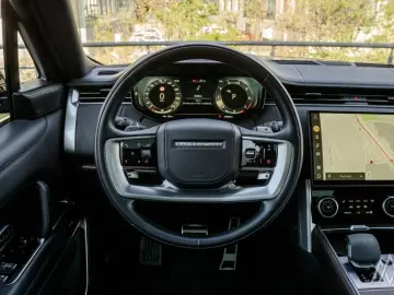 LAND ROVER Range Rover 4.4 P530 Autobiography
