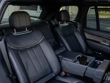 LAND ROVER Range Rover 4.4 P530 Autobiography