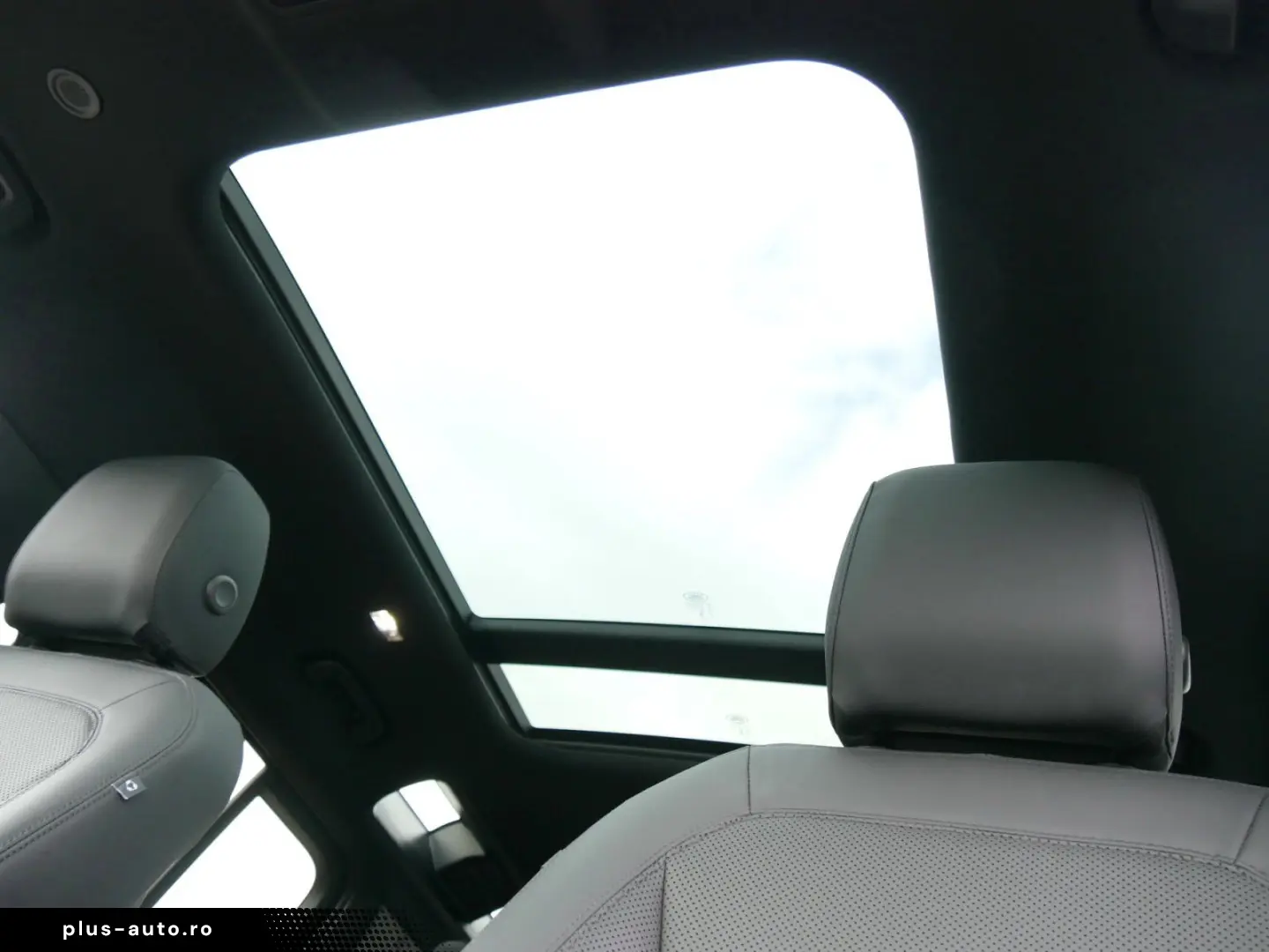 LAND ROVER Defender 110 X-Dynamic SEKomf-Winter-PackHeadUp