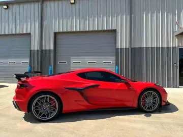CORVETTE Z06 2LZ Z07 Performance Paket MY25