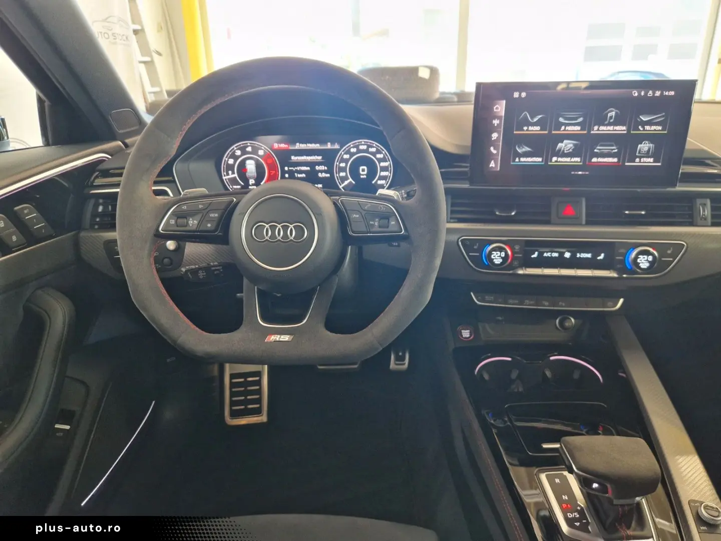 AUDI RS4 Avant B&O Pano Matrix Sportabgas AHK 290 kmh