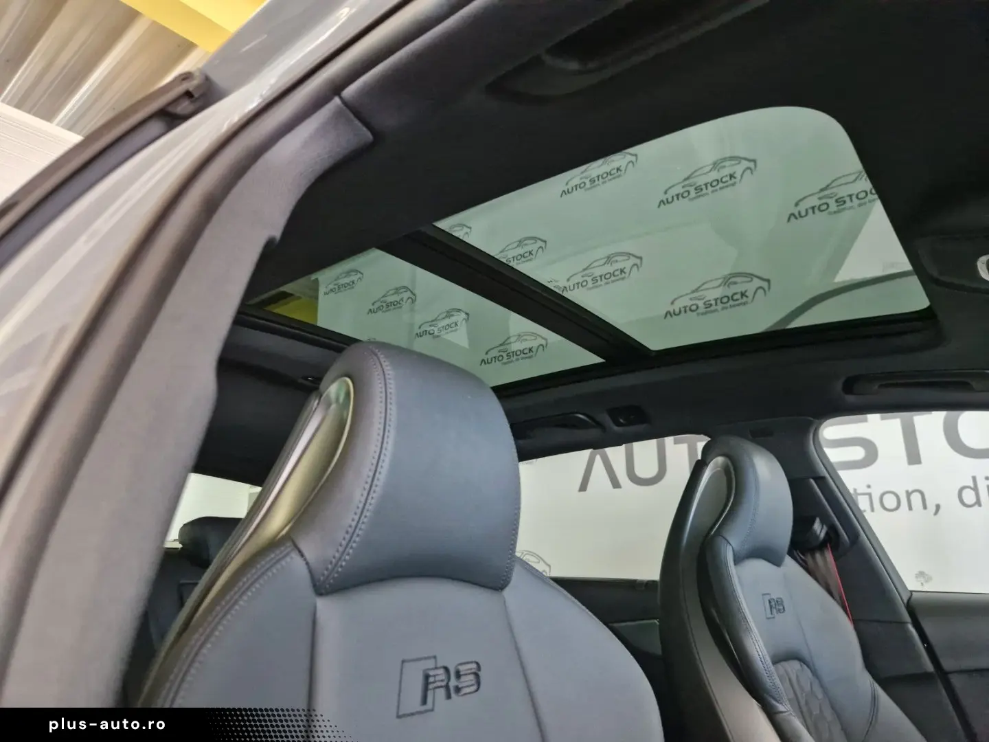 AUDI RS4 Avant B&O Pano Matrix Sportabgas AHK 290 kmh