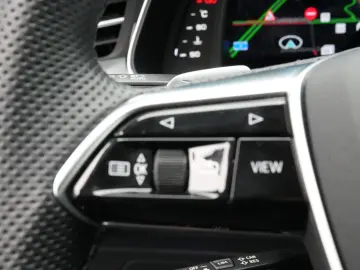 AUDI S6 NAVI VIRT MEMORY 4xSHZ LED CARPLAY AHK ACC
