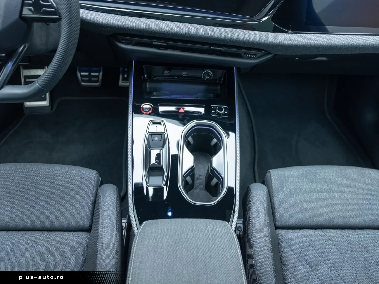 AUDI A6 Avant TDI 150 kW S-TRO QUA EDITION ONE PANO