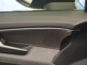 AUDI A6 Avant TDI 150 kW S-TRO QUA EDITION ONE PANO