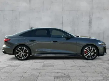 AUDI A5 Lim e-hybrid 220kW S-LINE MATRIX B&O ACC PANO