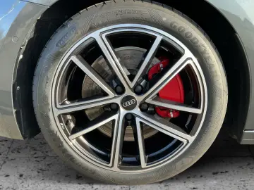 AUDI A5 Lim e-hybrid 220kW S-LINE MATRIX B&O ACC PANO