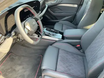 AUDI A5 Lim e-hybrid 220kW S-LINE MATRIX B&O ACC PANO
