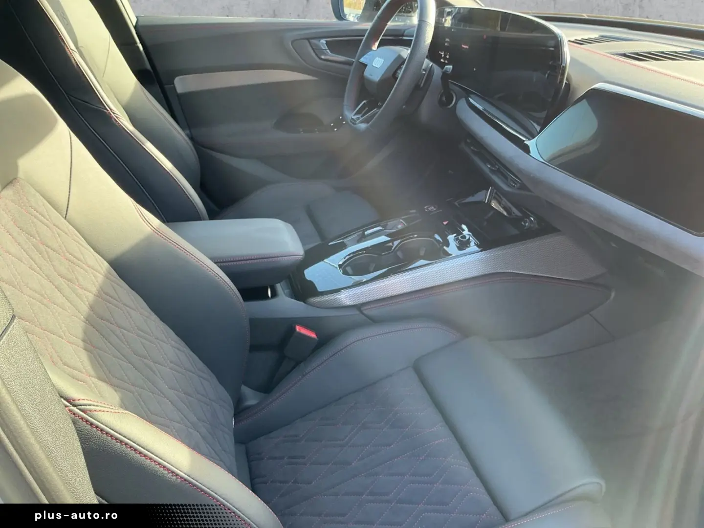 AUDI A5 Avant e-hybrid 220kW S-LINE MATRIX AHK PANO