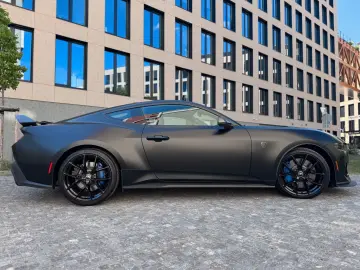 FORD Mustang Dark Horse 5.0 V8 500 HP (USA version)
