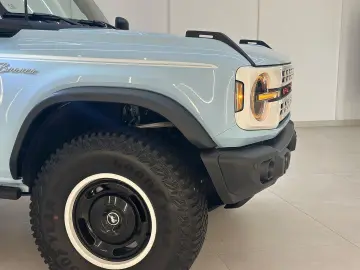 FORD Bronco 2.7 Heritage Edition
