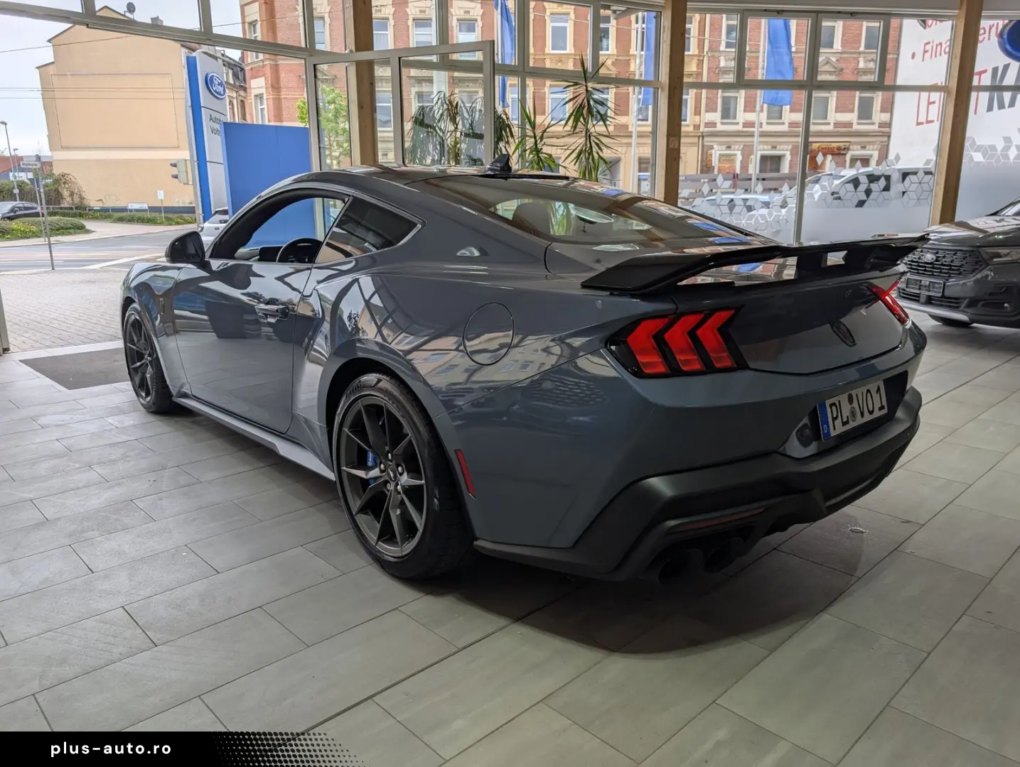 FORD Mustang 5.0 V8 DARK HORSE