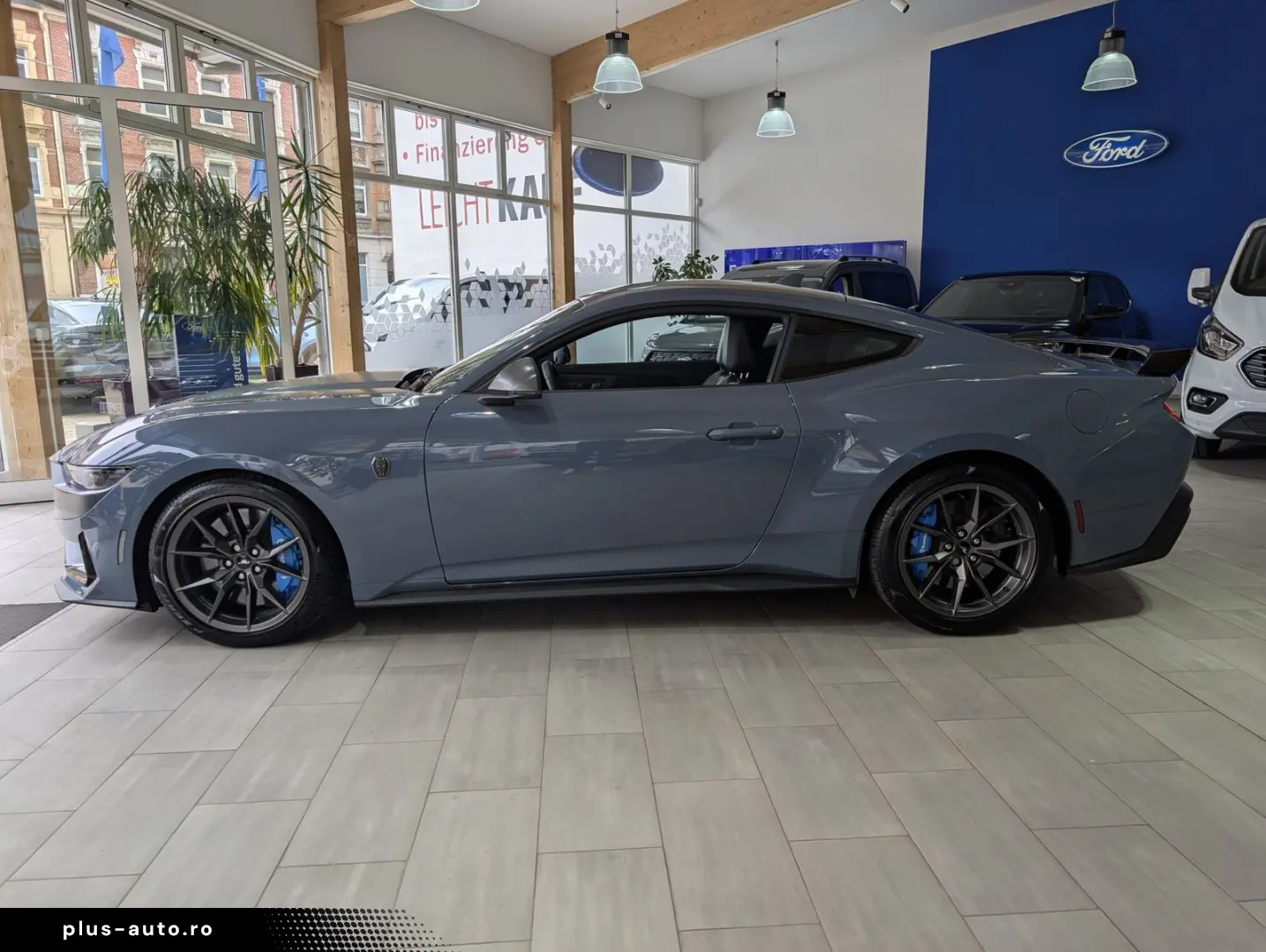 FORD Mustang 5.0 V8 DARK HORSE