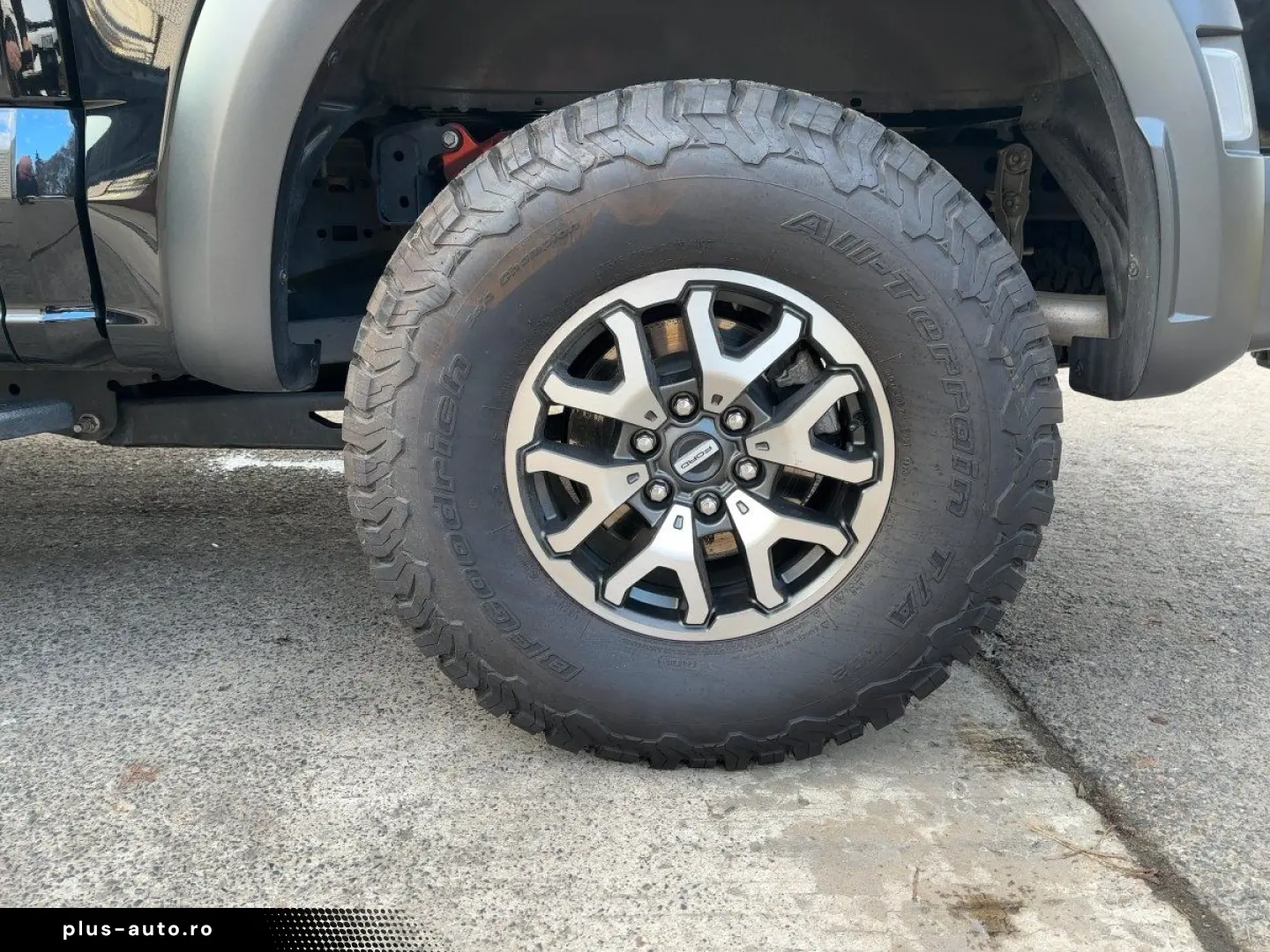 FORD F-150 RAPTOR LAUNCH EDITION SUPERCREW LEDER PANO