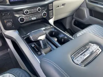 FORD F-150 Limited 3.5  LaunchEdition AHK Pano 360