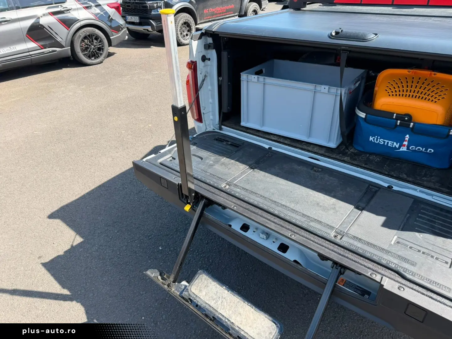 FORD F 150 37  Edition  AHK PANO