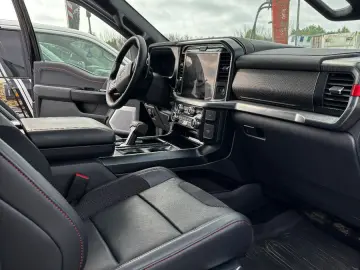 FORD F-150 Raptor V8   Nur 9.359 km   PD   AHK