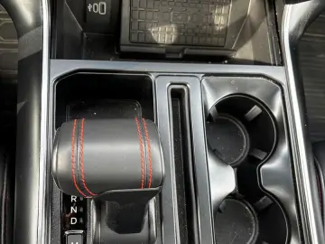 FORD F-150 Raptor V8   Nur 9.359 km   PD   AHK