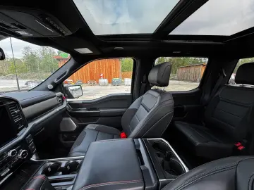 FORD F-150 Raptor V8   Nur 9.359 km   PD   AHK