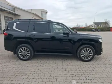 TOYOTA 3.3 DSL - 5-Sitze - deutsche Zulassung