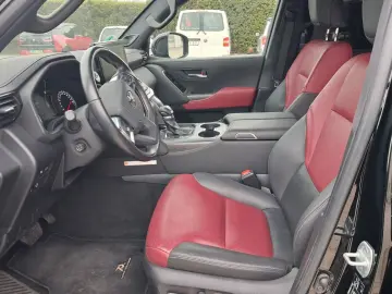 TOYOTA 3.3 DSL - 5-Sitze - deutsche Zulassung