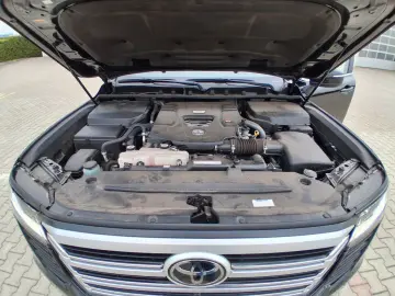 TOYOTA 3.3 DSL - 5-Sitze - deutsche Zulassung