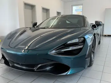 MCLAREN 720S